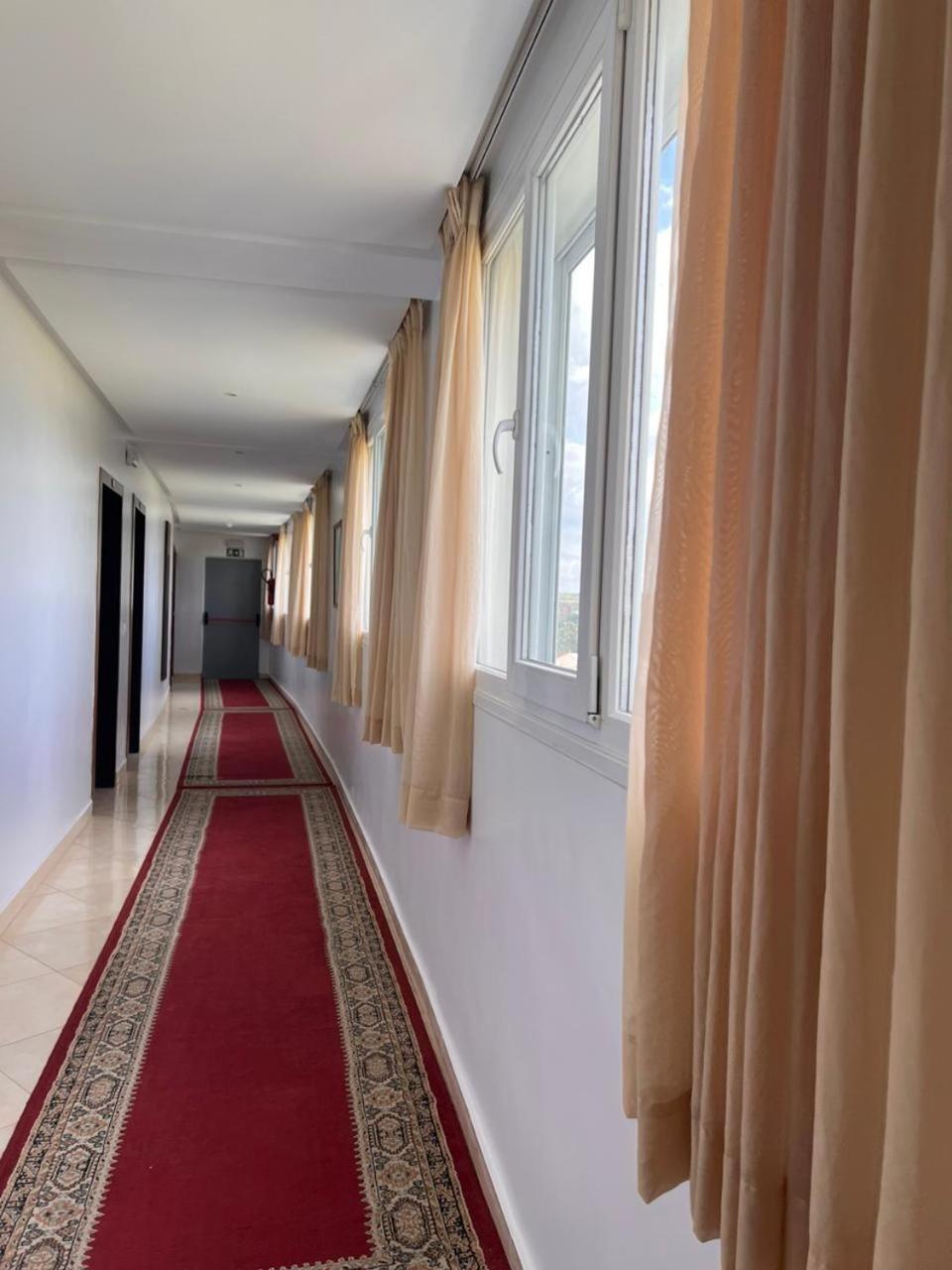 Hôtel Tanger Med Ghdar Defla Exterior foto